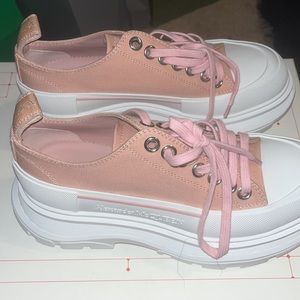 Brand new Alexander McQueen. Never worn only tried on. Size 37.